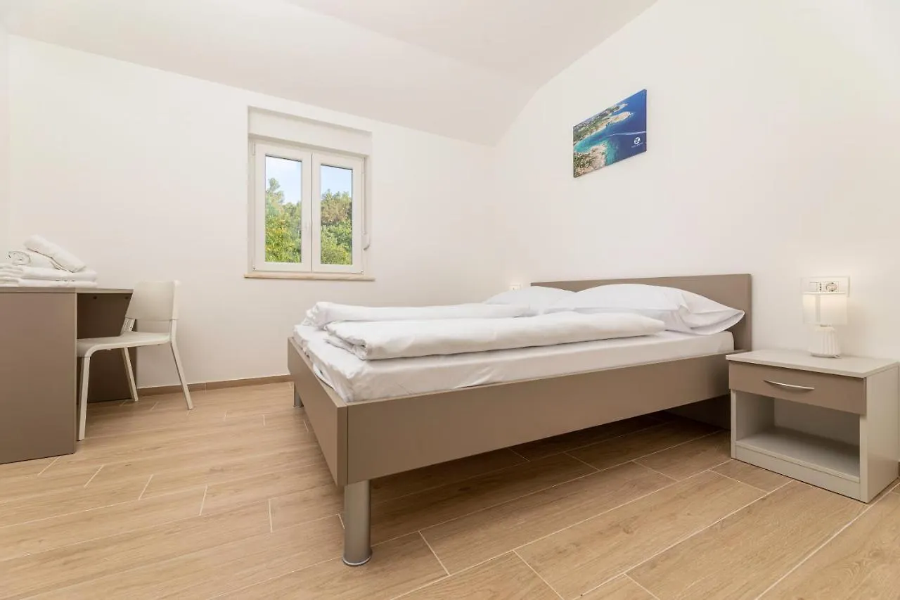 Apartments Sucic 2 Soline   Soline (Krk)